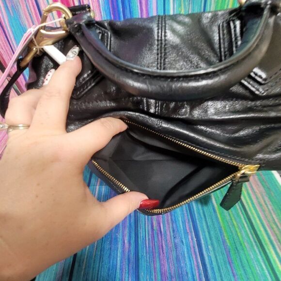 GIVENCHY Calfskin Medium Pandora Black - Picture 2 of 15